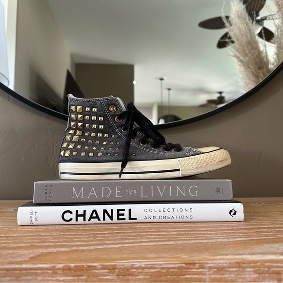 Grey studded height top converse. - Picture 7 of 8